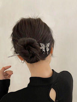 Yellow Chimes - Women Silver-Toned Hair Stick with Butterfly Designed Juda Pin