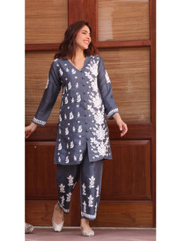 HOUSE OF KARI - Saba Chikankari Kurta & Pant in Habutai Silk - Grey (Set of 2)