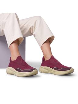 Neeman's - Women Maroon EVA Sole Sneakers