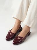 Maroon color option, Currently selected