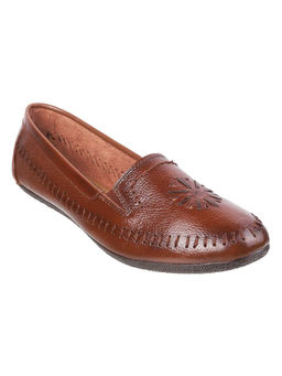 Metro - Womens Tan Flat BallerinasMetro Solid Tan Ballerinas