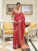 Red color option, Sold out, Currently selected