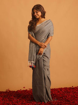 Indethnic - Grey Solid Daily Wear Saree with Unstitched Blouse