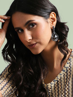 Sohi - Rhinestone Abstract Drop Earrings Chrome