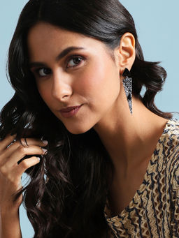 Sohi - Dented Geometric Drop Earrings Black & Silver