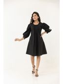 Black color option, Currently selected