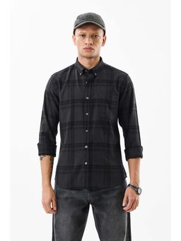 Snitch - Men Black Checks Casual Shirt