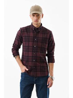Snitch - Men Burgundy Checks Casual Shirt