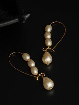 PRITA - Delicate Pearl Drop Earring