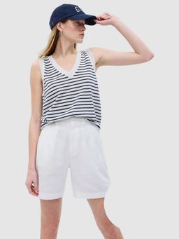 GAP - Women White Mid-Rise Relaxed Fit Shorts