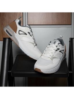 Red Tape - Men Colorblocked Beige Sneakers