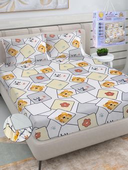 FABINALIV - Multicolor Cartoon Print Cotton King Fitted Packing Double Bedsheet with 2 Pillow Covers