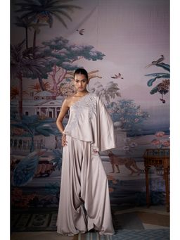 AMRTA- BY GUNEET KONDAL - Ivory Bloom Embroidered Co-Ord Set