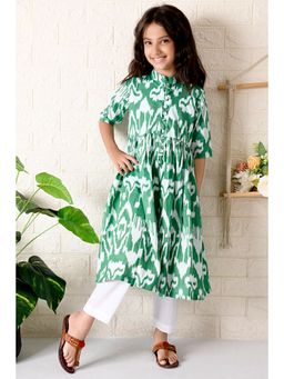 The Cotton Staple - Kale Ikat Printed Green Kurta (Set of 2)