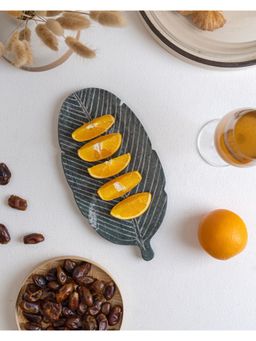 Marbleous - Marble Leaf Platter - Green