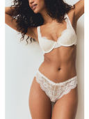 White color option, Sold out, Currently selected