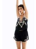 Black color option, Currently selected
