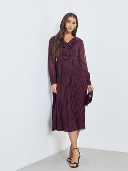 Styli - Women Brown Pleated V-Neck A-Line Midi Dress