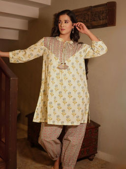 Spring Soul - Multi-Color A-Line Yoke Detailing Kurti with Salwar Pant (Set of 2)