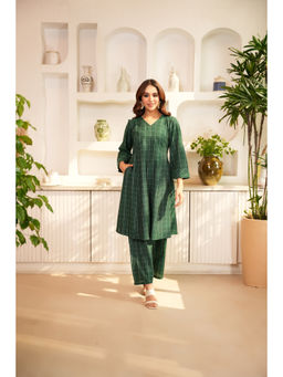 LOVE CHIC - Green Flared Co-Ord (Set of 2)