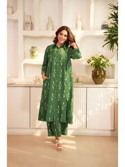 LOVE CHIC - Green Ikat Anti-Fit Co-Ord (Set of 2)