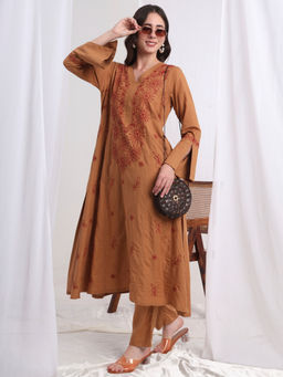 Sufiza Lifestyle - Chinkankari Viscose Rayon Brown Kurta with Pant (Set of 2)