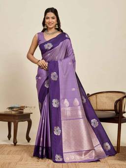 URBAN PALLU - Women Purple Silk Blend Woven Saree