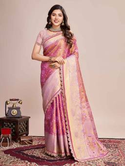 URBAN PALLU - Women Pink Silk Blend Woven Saree