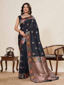 URBAN PALLU - Women Black Silk Blend Woven Saree