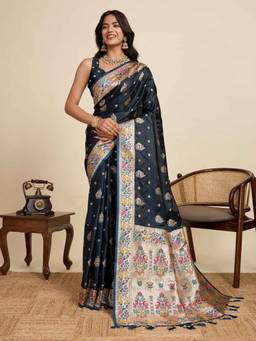 URBAN PALLU - Women Black Silk Blend Woven Saree