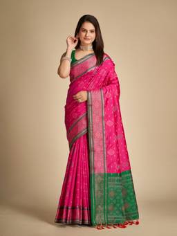 URBAN PALLU - Women Pink Silk Blend Woven Saree