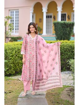Mahee Jaipur - Pink Chanderi Printed Kurta With Pant & Dupatta