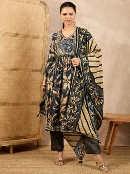 CHETI - Women Grey Raw Silk Floral Printed Kurta with Pant and Dupatta