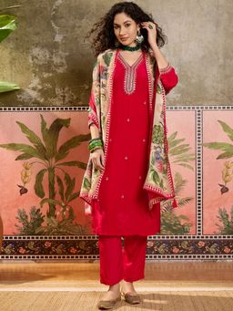 Vastramyaa - Women Red Embroidered Kurta with Pant and Dupatta