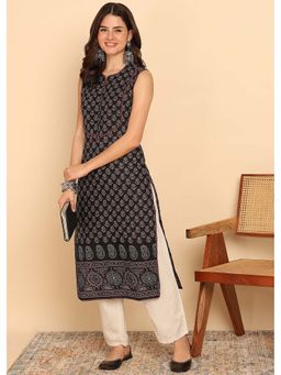 Vbuyz - Black Floral Printed Straight Cotton Stitched Kurta