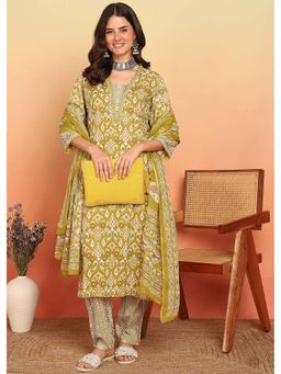 Vbuyz - Mahendi Green Printed Straight Kurta and Pant with Dupatta (Set of 3)