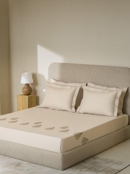 SANSAAR A D'DECOR BRAND LIVE CONSCIOUSLY - Bedsheet Beige King 1 Bedsheet 2 Pillow Covers
