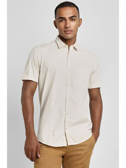 Peter England - Men Cream Slim Fit Printed Shirt