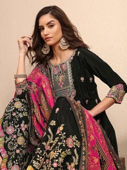 Libas Art - Black Art Embroidered Silk Crepe Anarkali Kurta And Pant With Dupatta