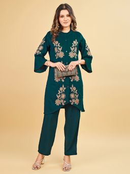 Tikhi Imli - Teal Silk Blend With Zari Embroidered Kurta And Pant