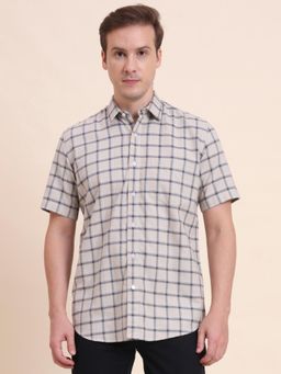 JadeBlue - Men Beige Pure Cotton Checks Tailored Fit Shirt