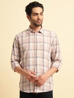 Cantabil - Men Peach Cotton Checks Regular Fit Shirt