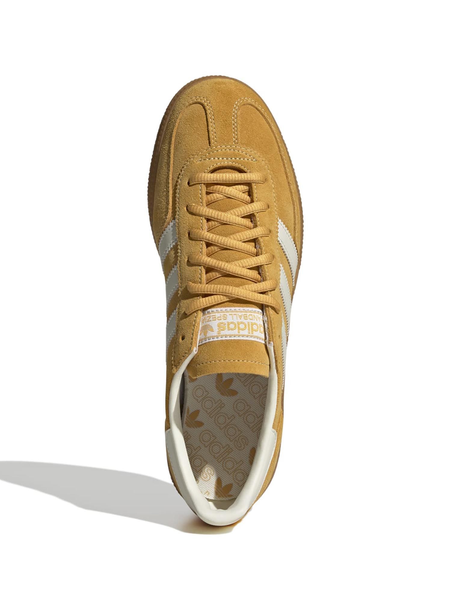 Buy adidas Originals HANDBALL SPEZIAL Men Yellow Training Shoes