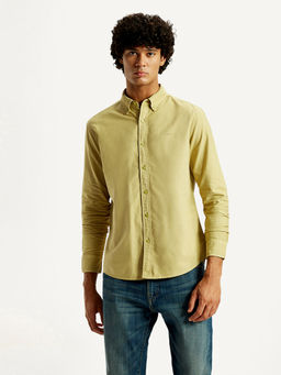 Levi's - Men Yellow Solid Slim Fit Shirt