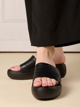 Inc.5 - Women Black Platform Sandals