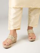 White color option, Sold out, Currently selected