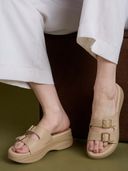 Beige color option, Sold out, Currently selected