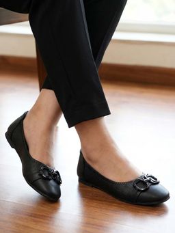 Carlton London - Women Black Ballerina