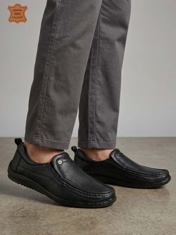 Carlton London - Men Black Comfort Slip-On Loafers