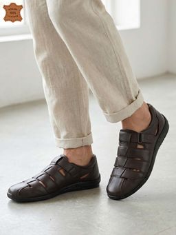 Carlton London - Men Brown Fisherman Style Cut-Out Leather Sandals